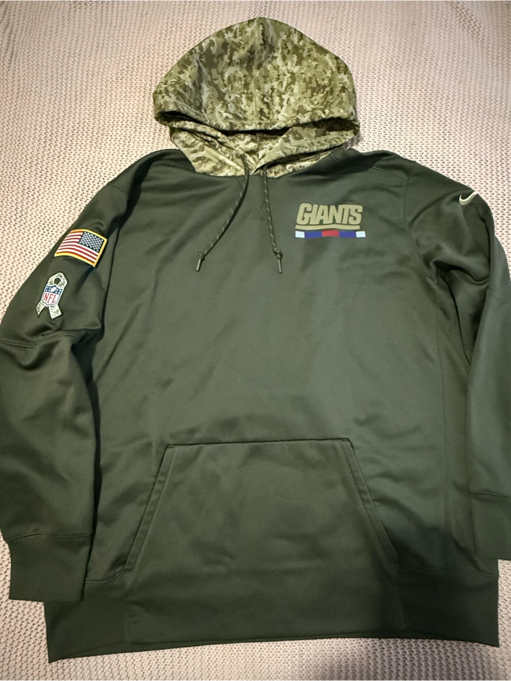 NFL NY Giants On Field Salute to Service Men's Olive Camo Hooded Pullover USA